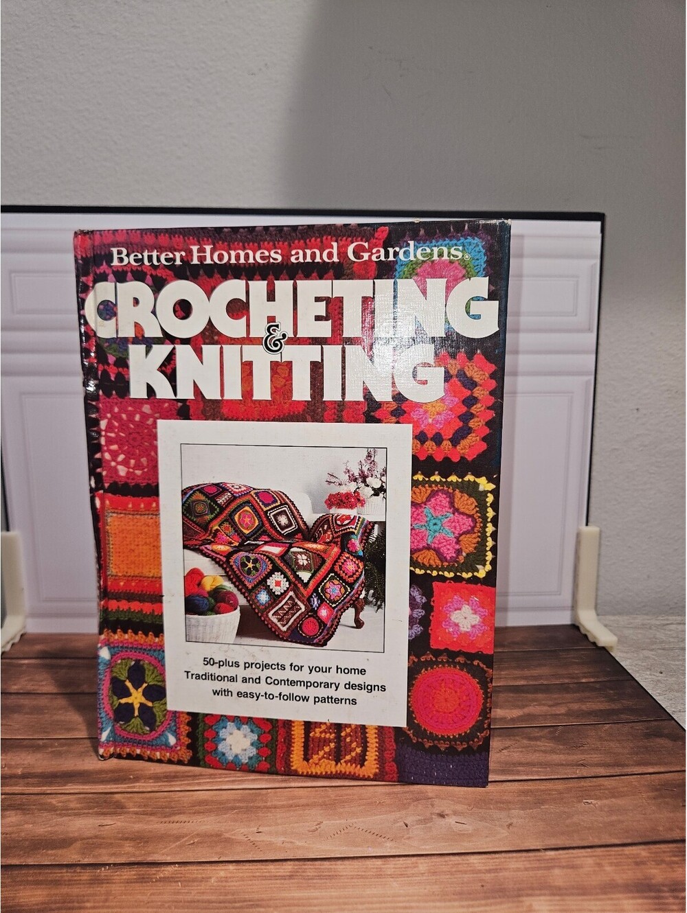 Better Homes and Gardens Crocheting & Knitting Book